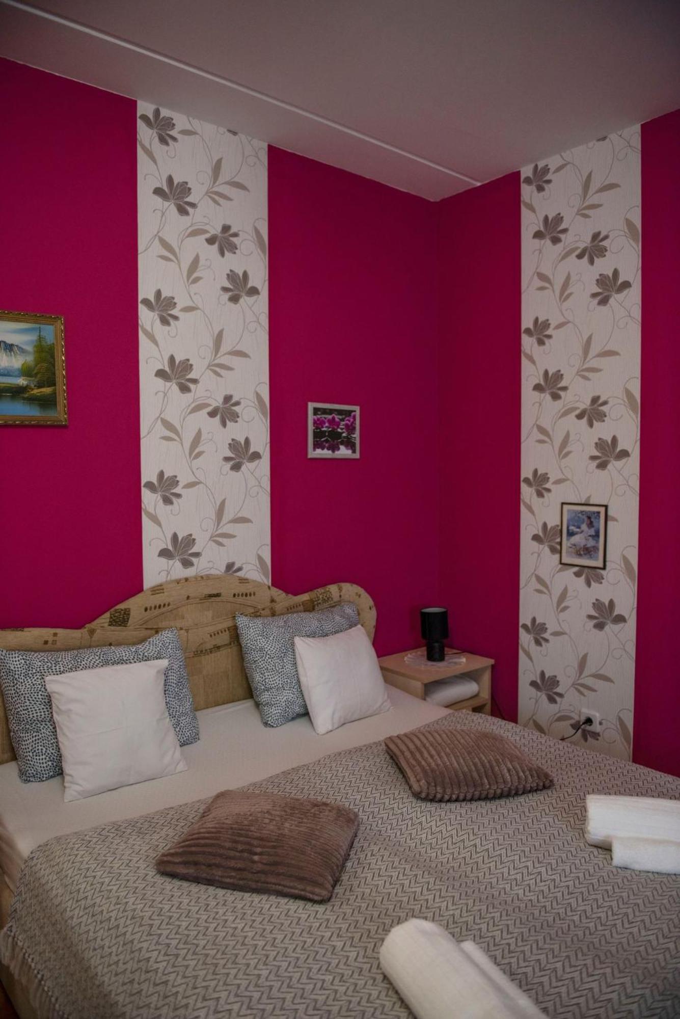 Inci Apartman Pécs Zewnętrze zdjęcie