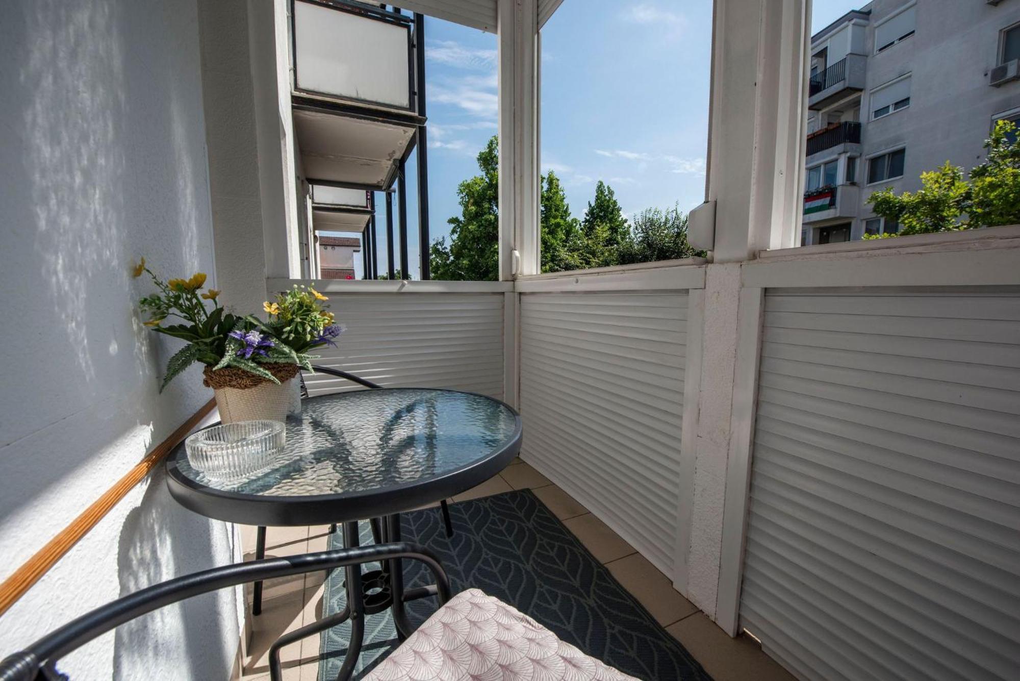 Inci Apartman Pécs Zewnętrze zdjęcie